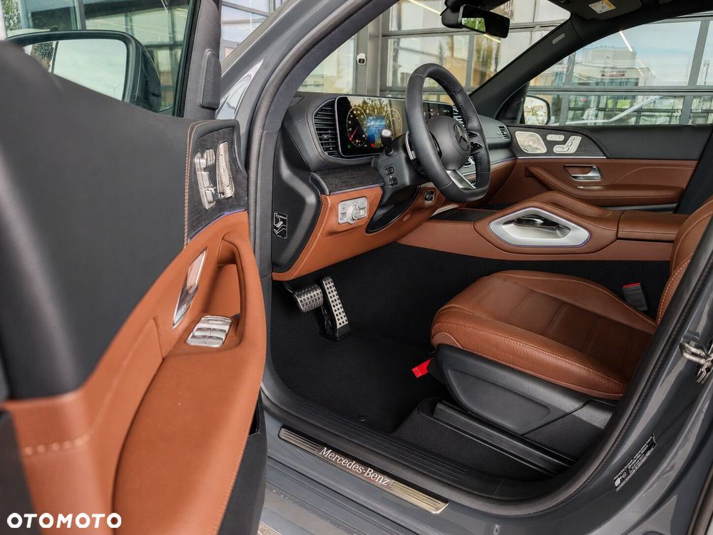 Mercedes-Benz GLS - 10