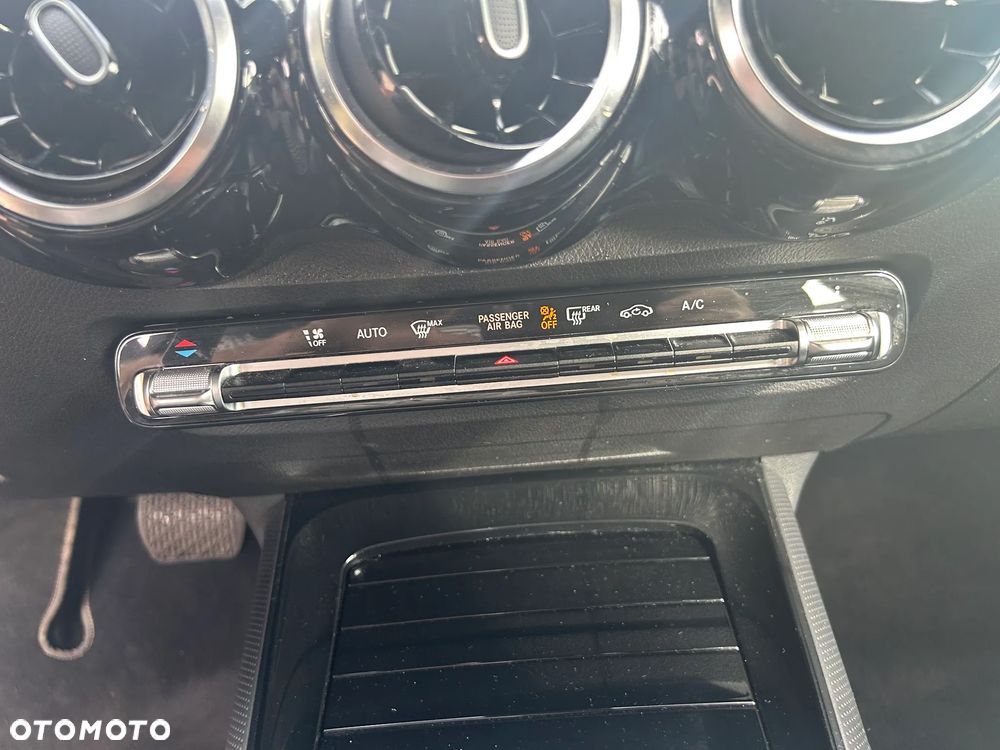 Mercedes-Benz GLB 200 Style 7G-DCT - 22