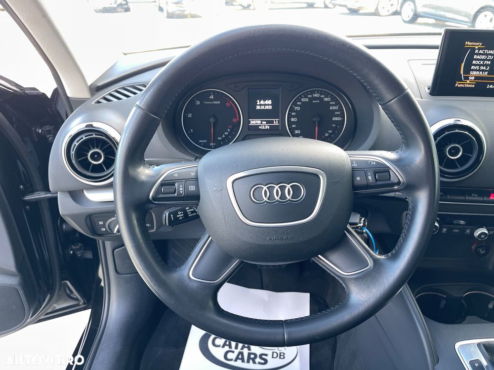 Audi A3 2.0 TDI clean Stronic Ambiente - 37
