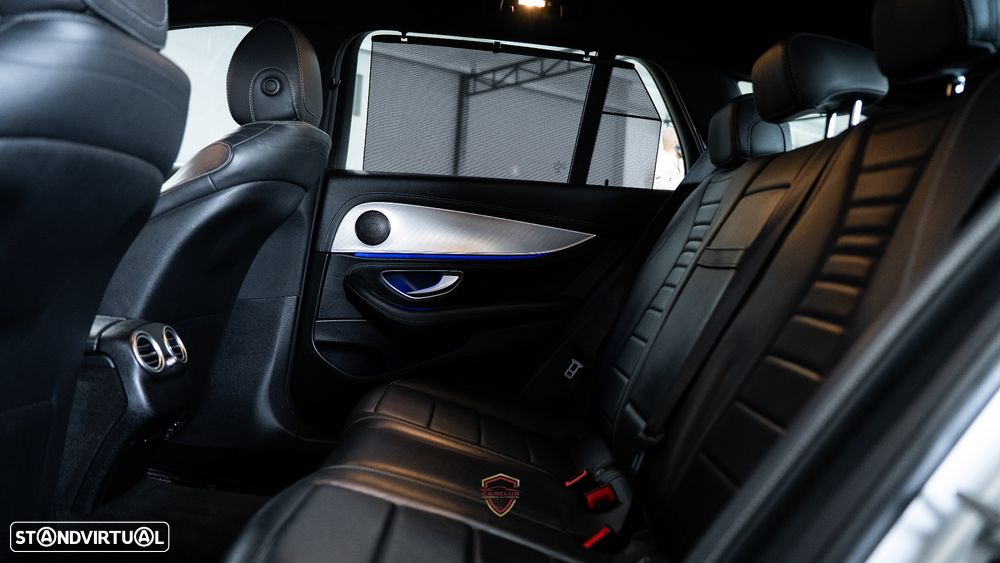 Mercedes-Benz E 300 de AMG Line - 40