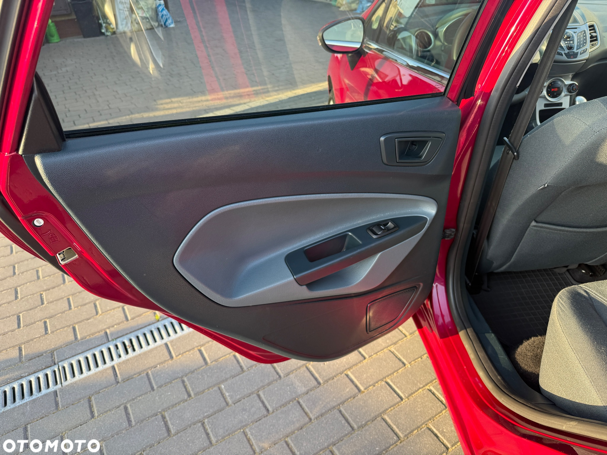 Ford Fiesta 1.4 TDCi Titanium - 17