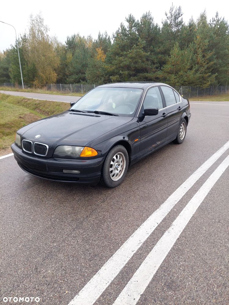 BMW Seria 3 320i - 1