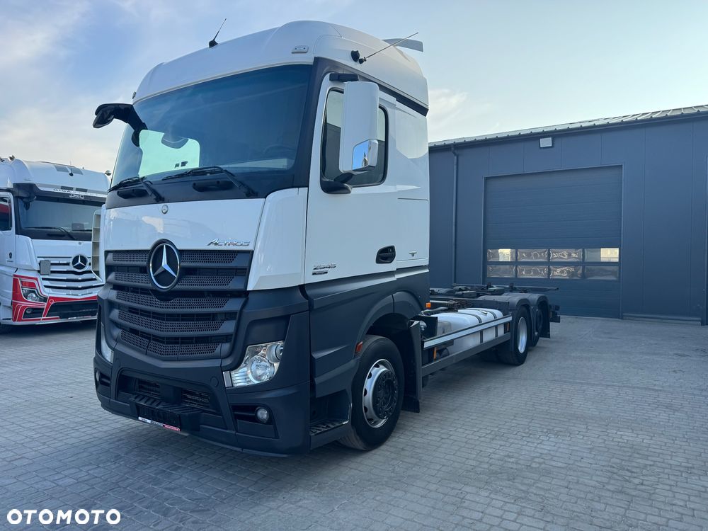 Mercedes-Benz Actros 25.45 LS 6x2 BDF - 7