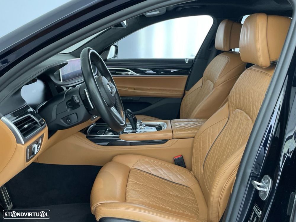 BMW 730 d Pack M Auto - 11