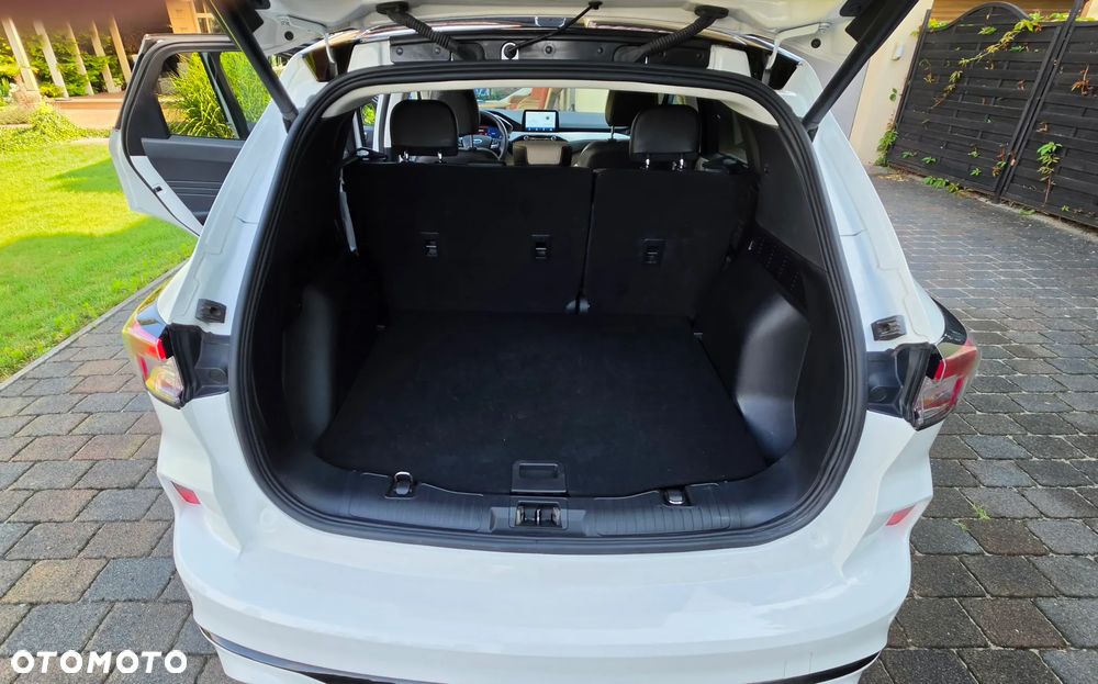 Ford Kuga - 22