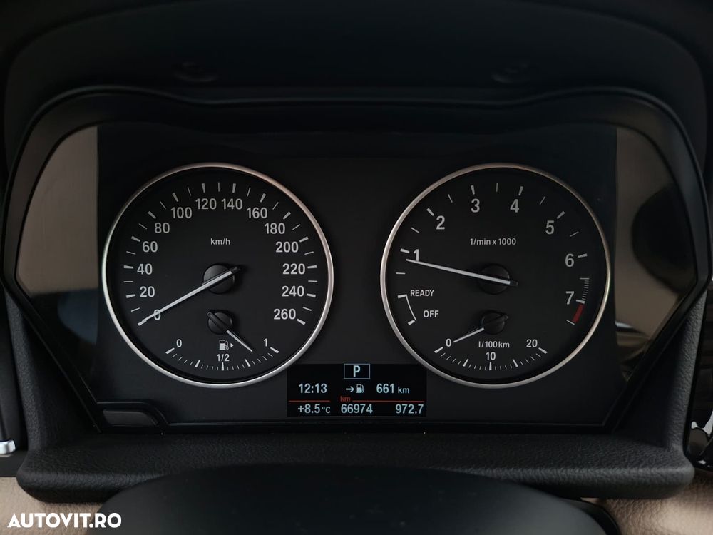 BMW Seria 2 220i AT Luxury Line - 10