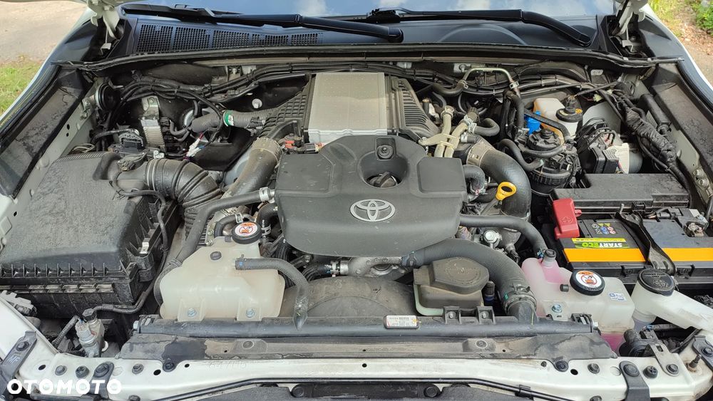 Toyota Hilux 2.8 D-4D Double Cab Invincible 4x4 - 19