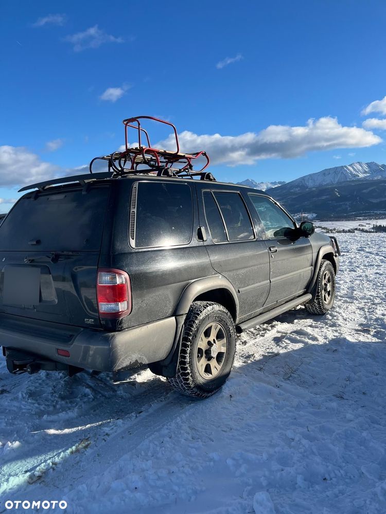 Nissan Pathfinder - 5