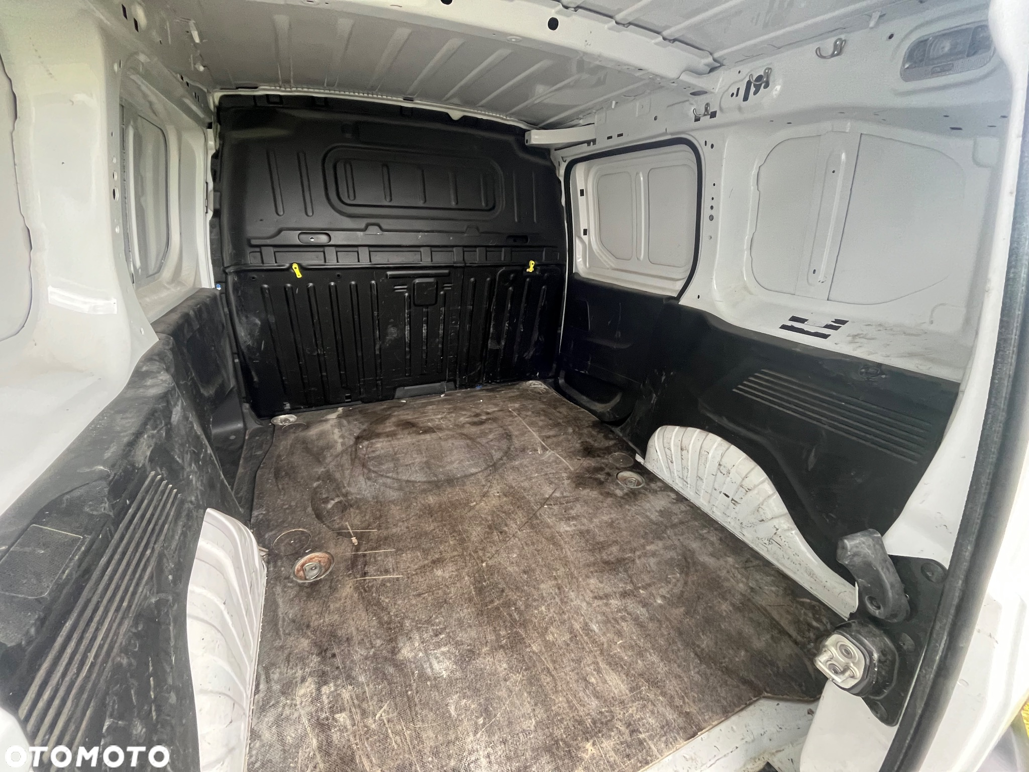 Toyota Proace City - 10
