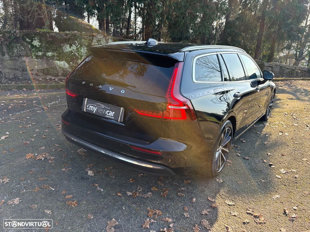 Volvo V60 T6 AWD Recharge Plus Bright - 19