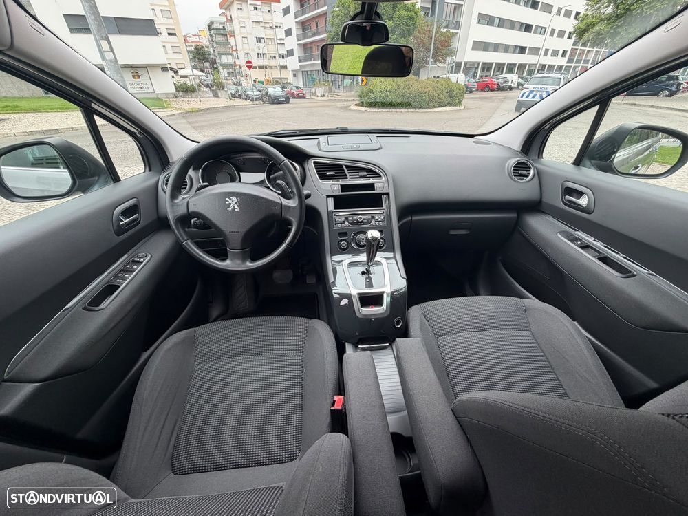 Peugeot 5008 - 30