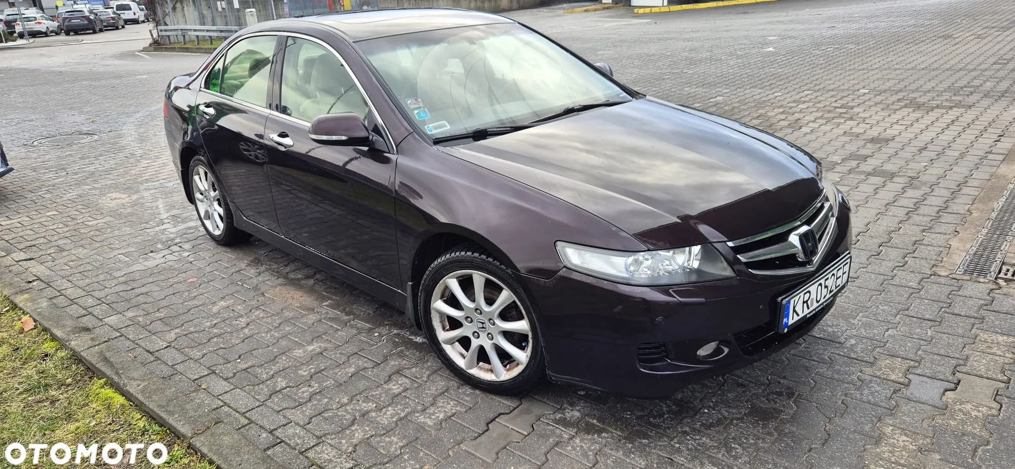 Honda Accord - 1