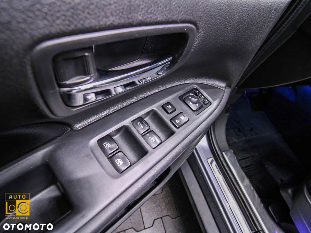 Mitsubishi Outlander 2.0 Instyle Navi 4WD CVT - 27