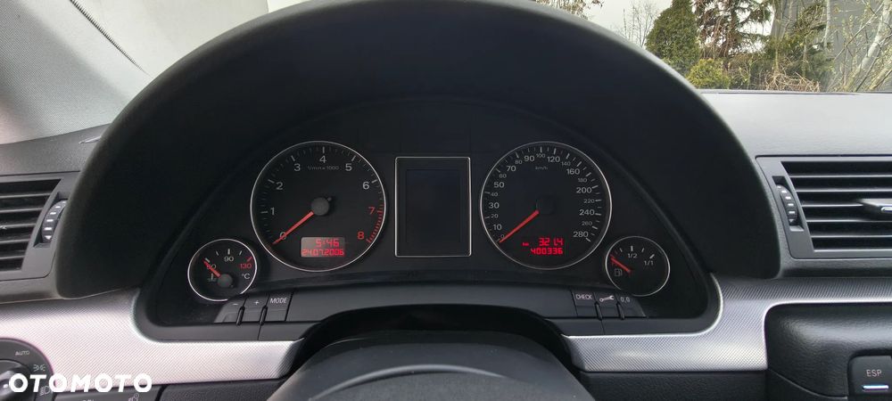 Audi A4 Avant 2.0 T FSI quattro - 21