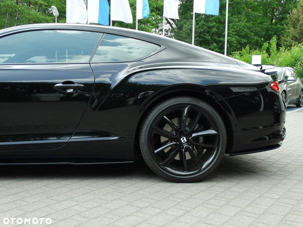 Bentley Continental GT New V8 - 9
