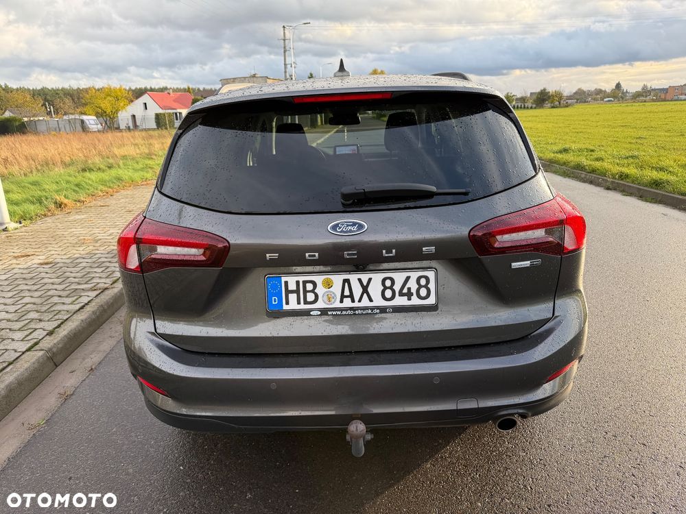 Ford Focus Turnier 1.0 EcoBoost Start-Stopp-System COOL&CONNECT DESIGN - 9