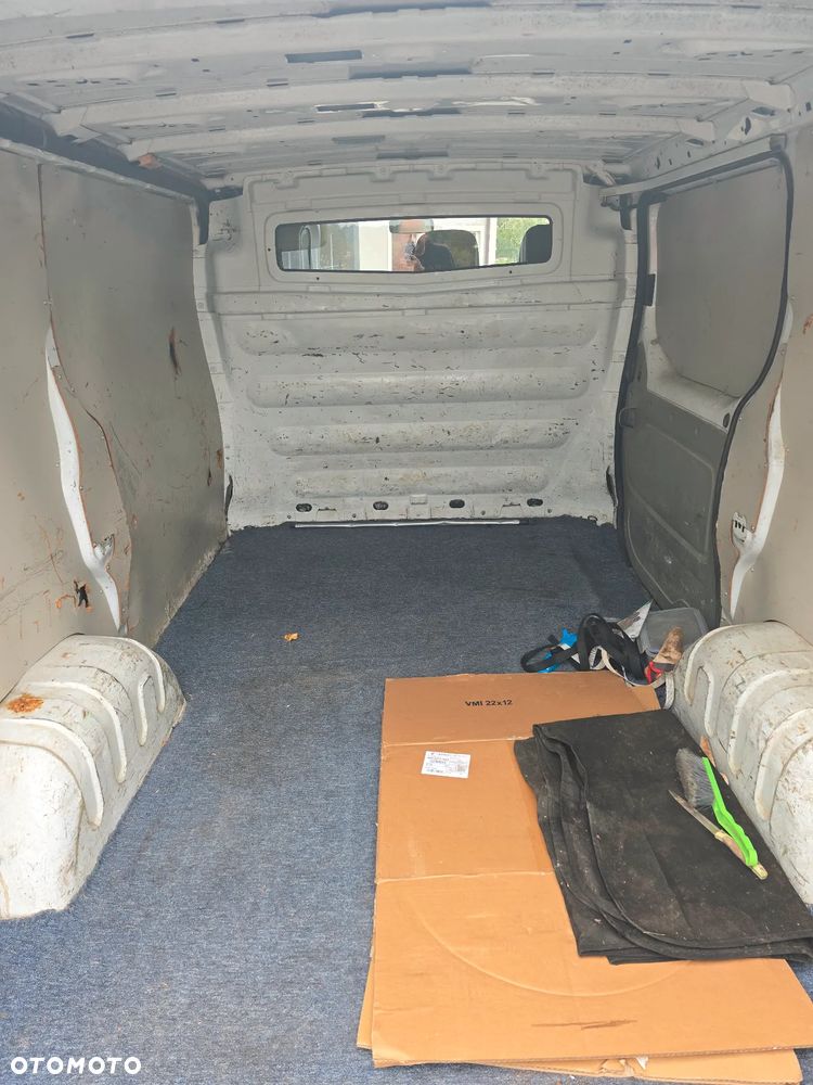 Renault Trafic dCi L1H1 - 11