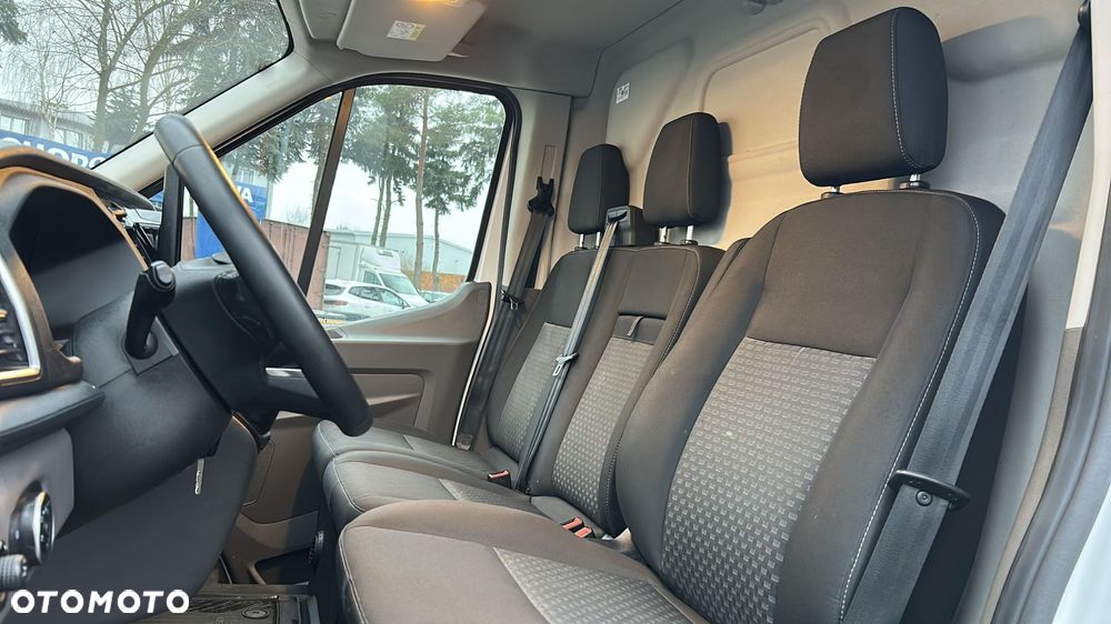 Ford Transit - 17