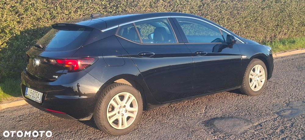 Opel Astra 1.6 CDTI Enjoy - 11