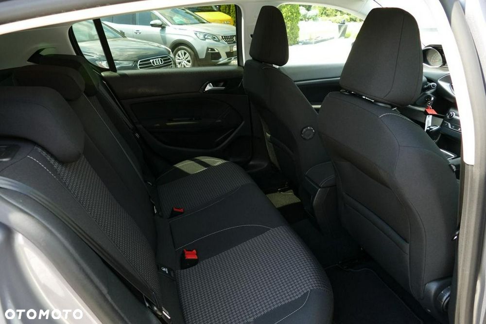 Peugeot 308 PureTech 130 Allure Pack - 28