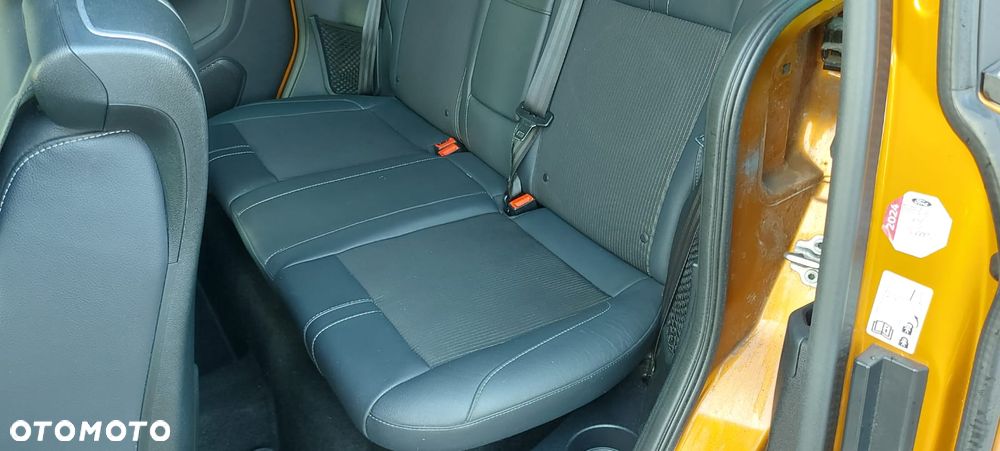 Ford B-MAX 1.6 Titanium - 14