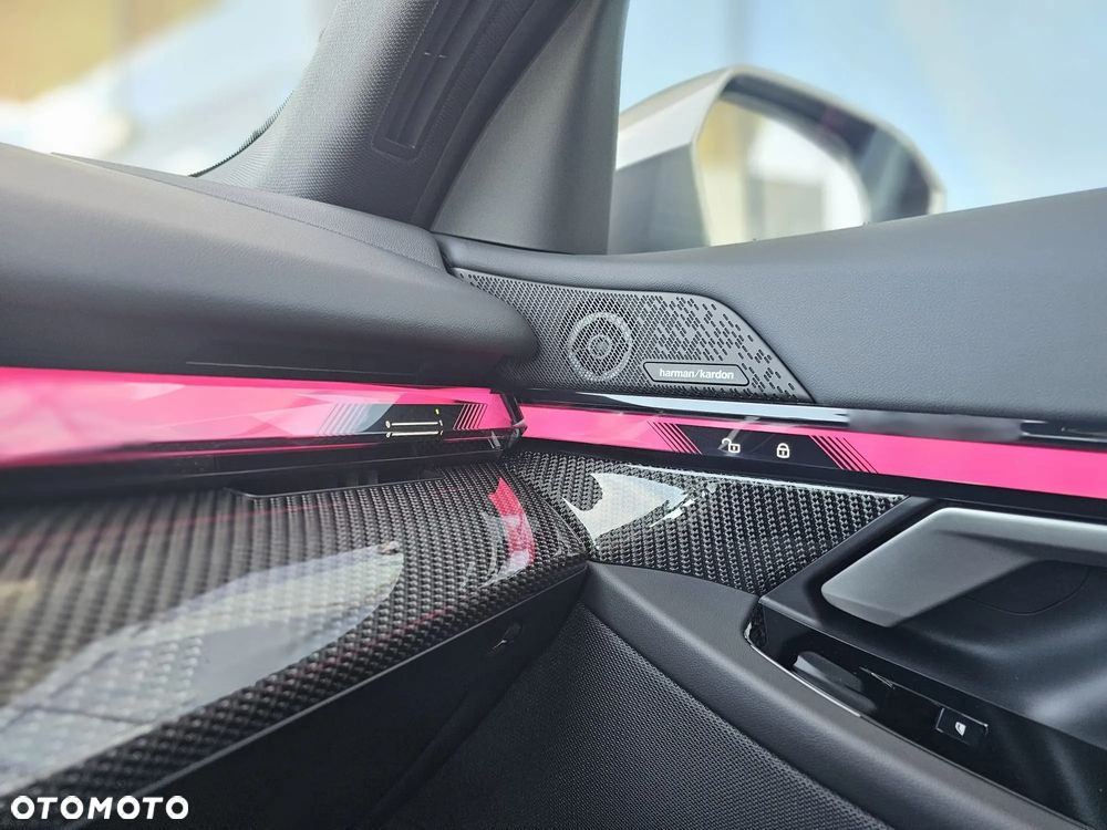 BMW Seria 5 530e PHEV - 27