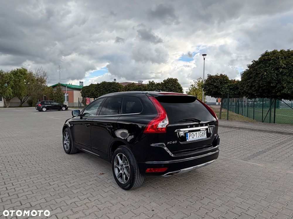 Volvo XC 60 D4 Drive-E Ocean Race - 5