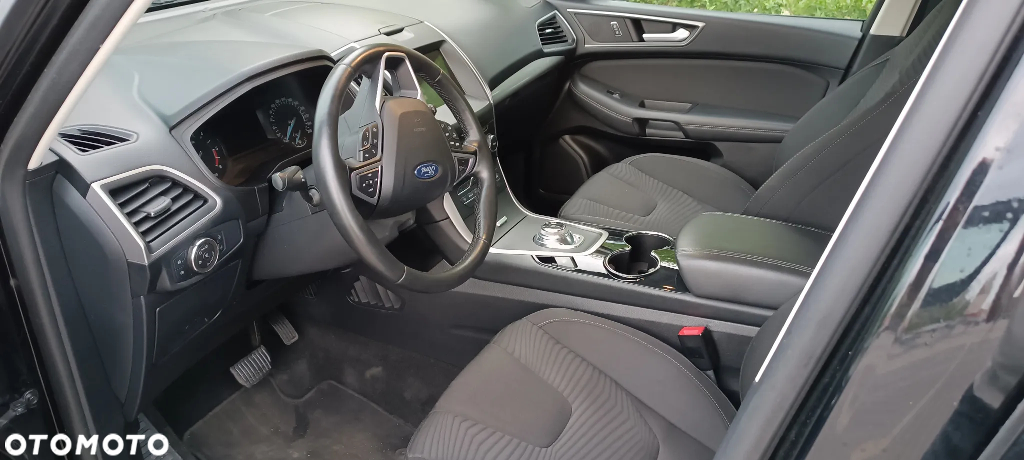 Ford S-Max - 8