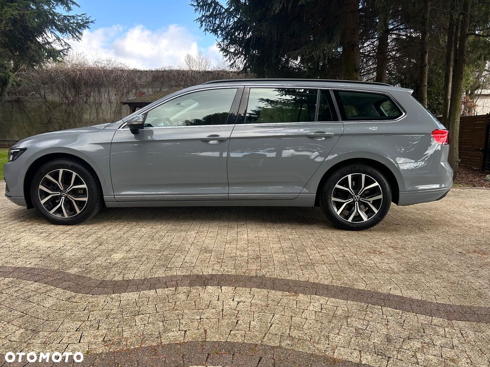 Volkswagen Passat 1.5 TSI EVO Business DSG - 1