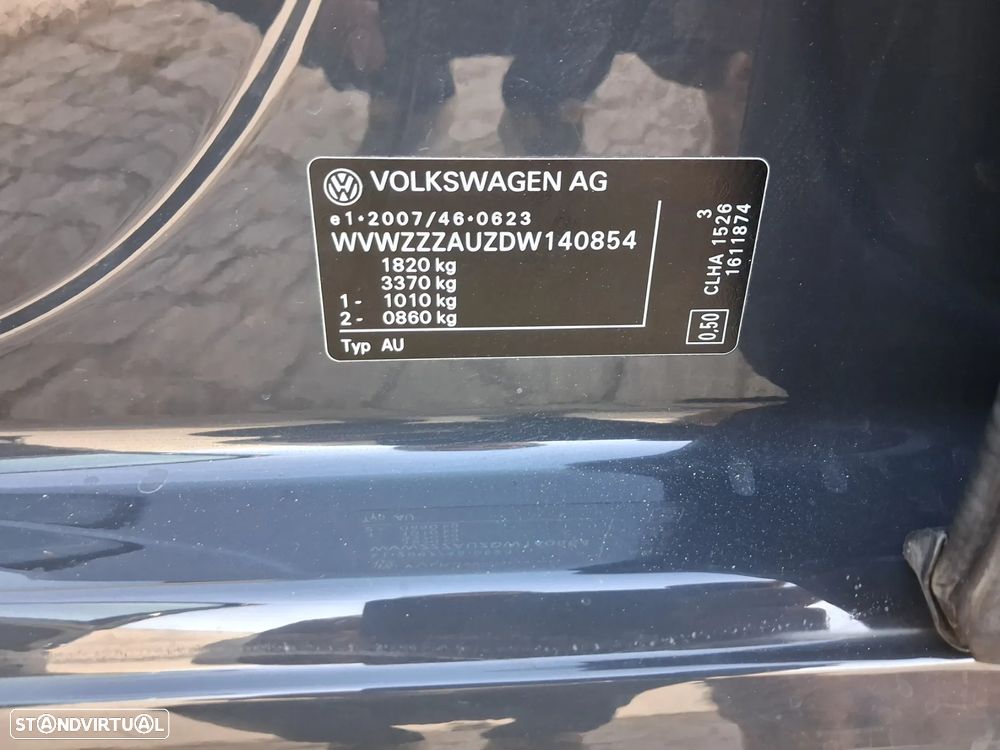 VW Golf 1.6 TDi Highline - 17
