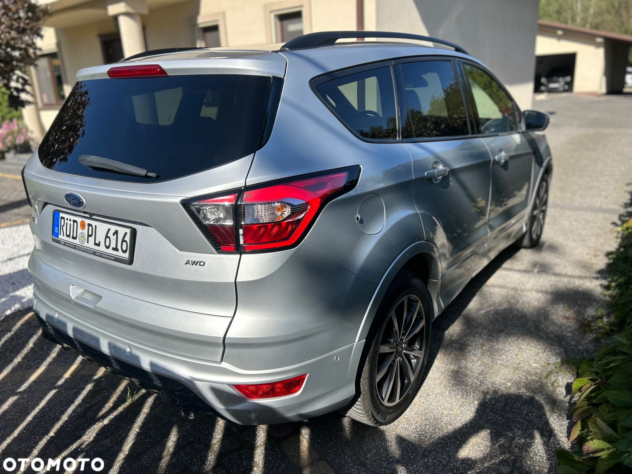 Ford Kuga 2.0 TDCi AWD ST-Line - 9