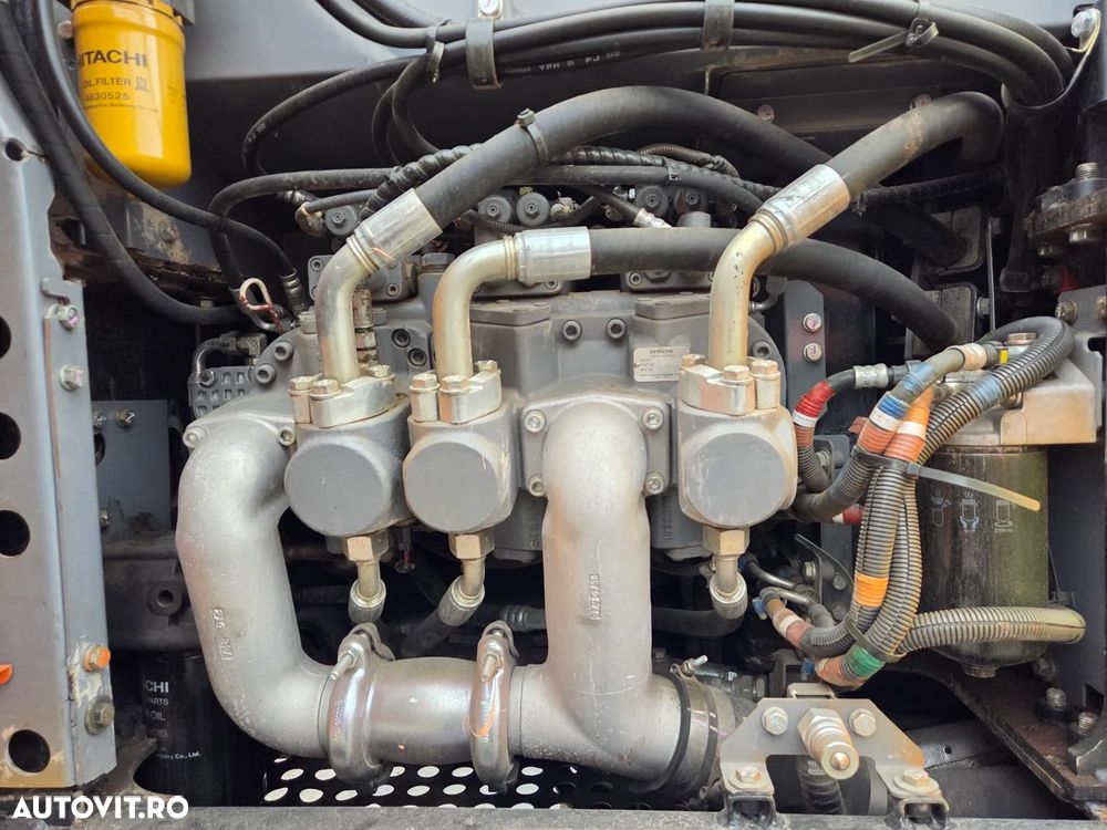 Hitachi GRAIFER deschidere 1,5m pe SENILE, cabina INALTIBILA, Masa operationala 20,3tone, LANT NOU, PAPUCI NOI, Gresare automata, Camera spate, 2017, 8.575h, cupla rapida, motor Isuzu 174CP, 3 pompe HITACHI, posibilitate leasing, STARE FOARTE BUNA-89.900 EUR - 22