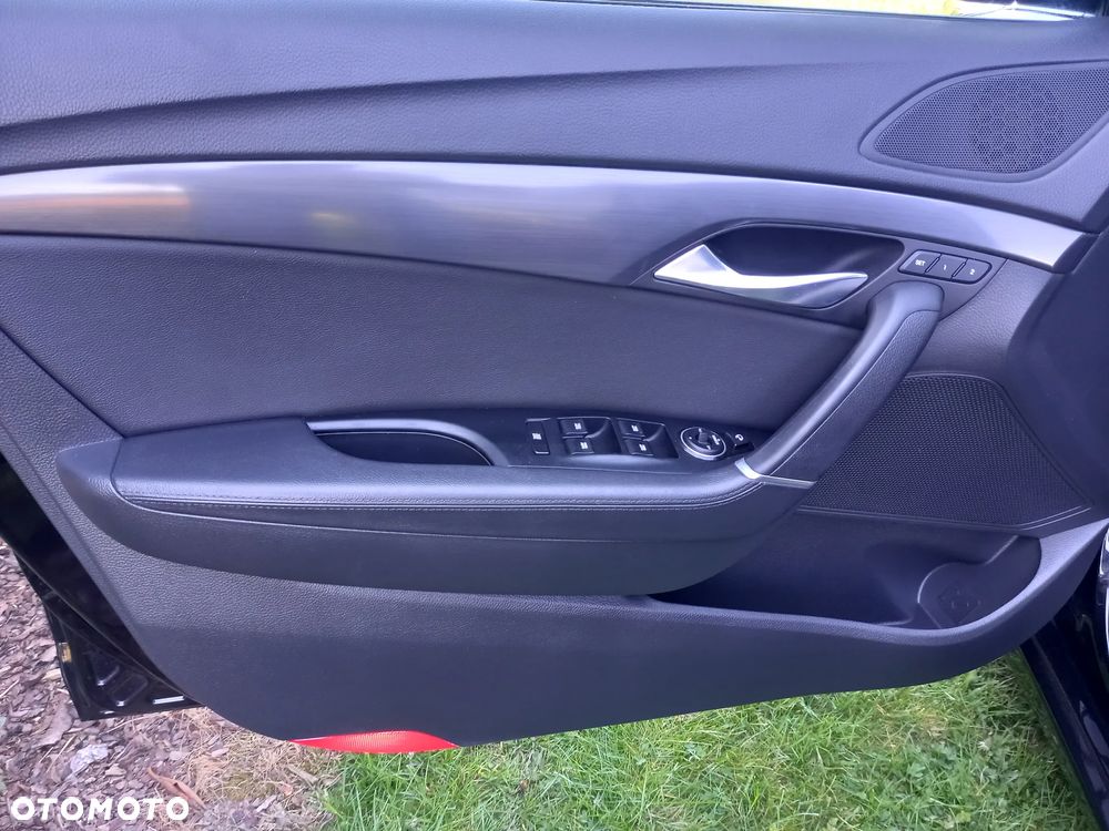 Hyundai i40 Kombi 1.7 CRDi Premium - 25
