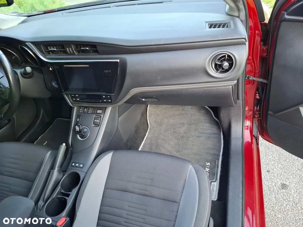 Toyota Auris - 34