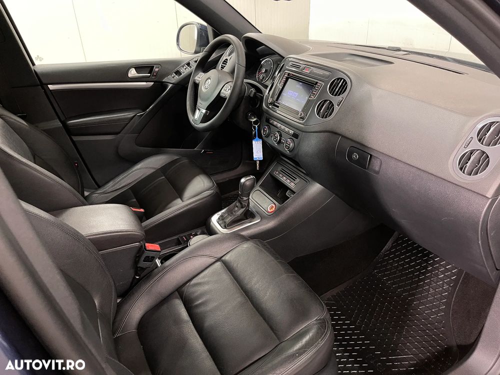 Volkswagen Tiguan 2.0 TDI SCR 4MOTION BlueMotion Technology DSG Sport & Style - 12
