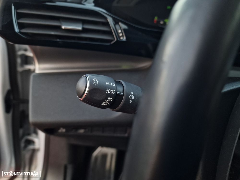 Peugeot 408 1.2 PureTech GT EAT8 - 22