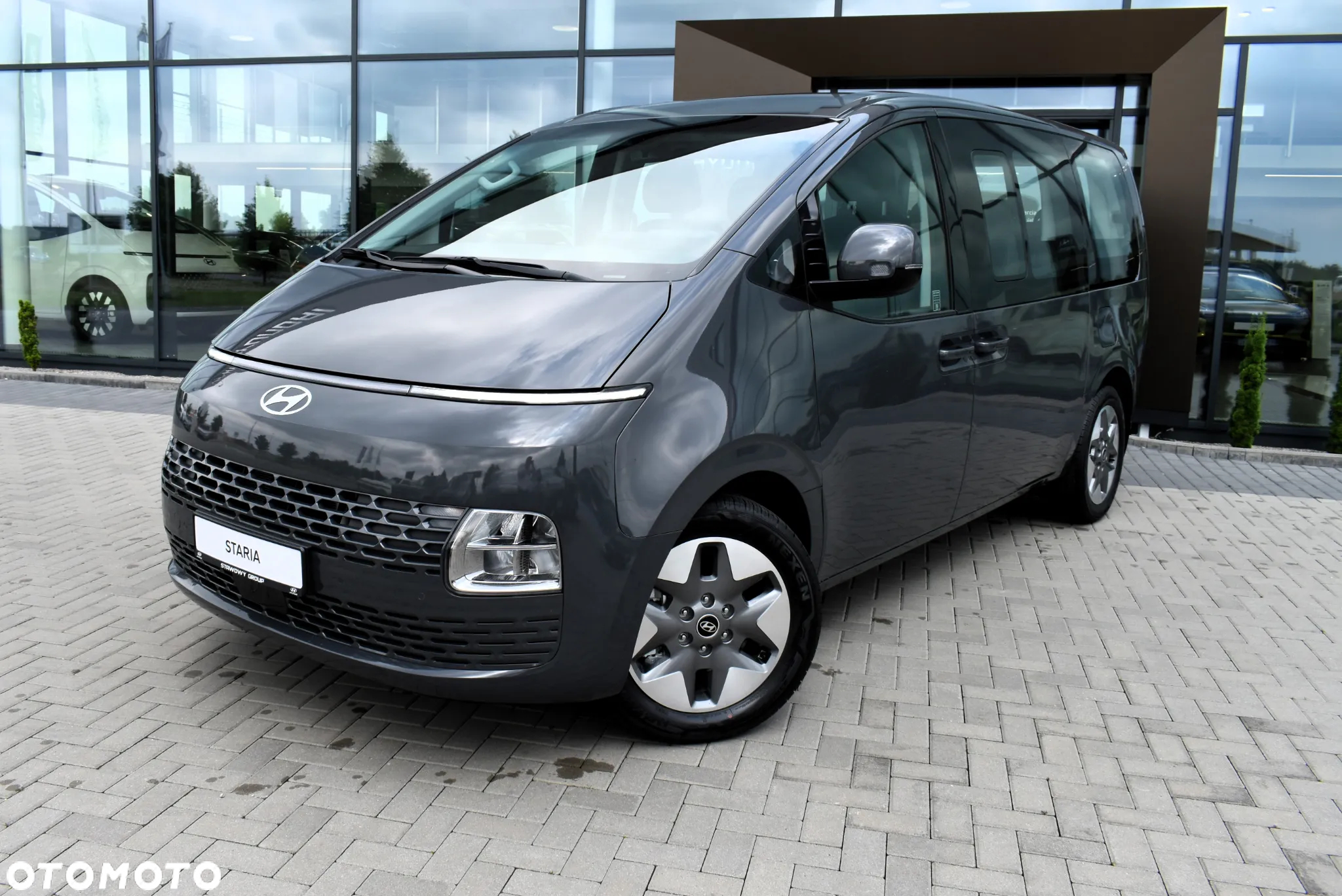Hyundai Staria - 2