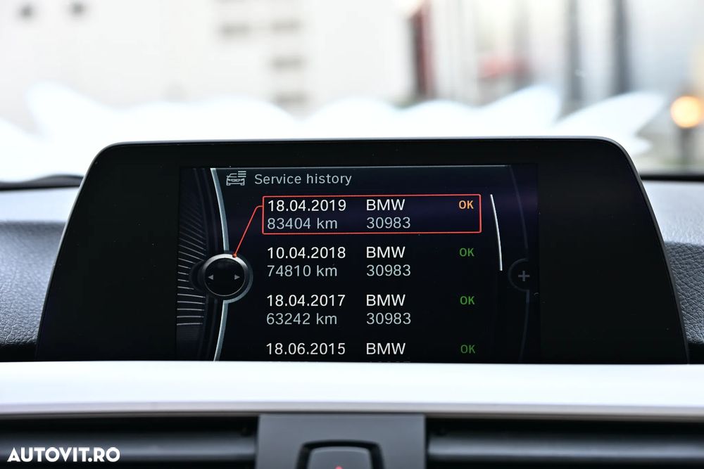 BMW Seria 3 320d Efficient Dynamic Edition Aut. Modern Line - 38