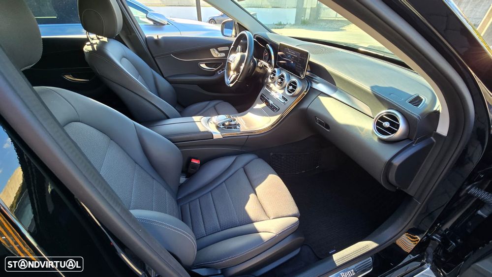 Mercedes-Benz C 300 - 10