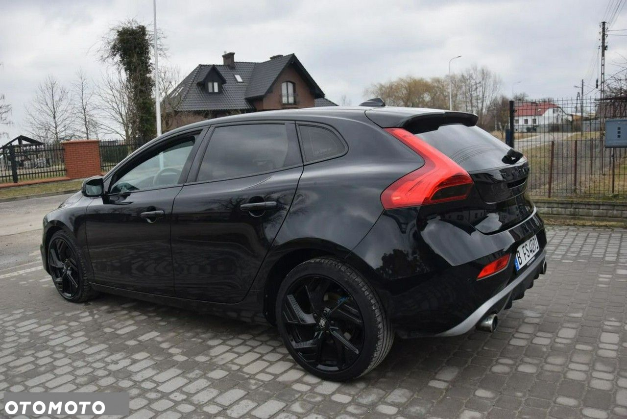 Volvo V40 D4 Drive-E R-Design Kinetic - 13