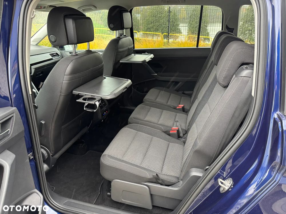 Volkswagen Touran 2.0 TDI SCR DSG IQ.DRIVE - 19