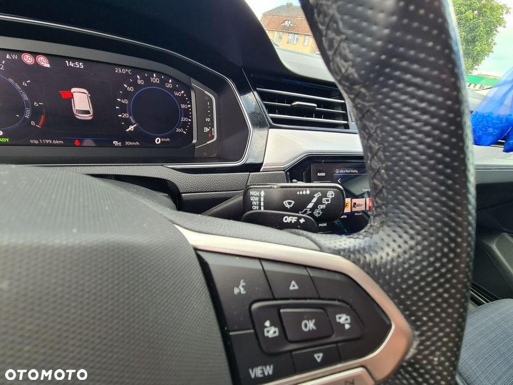 Volkswagen Passat - 29