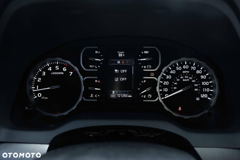 Toyota Tundra - 25
