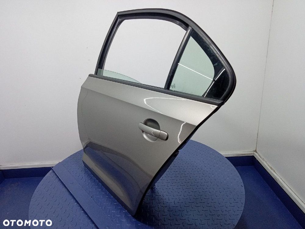 SEAT TOLEDO IV 12- DRZWI TYŁ LEWE  LF8H - 2