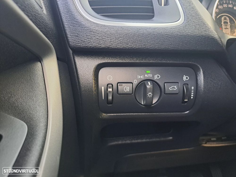 Volvo V40 2.0 D2 Kinetic Eco - 15