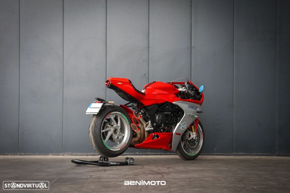 MV Agusta Superveloce S - 7