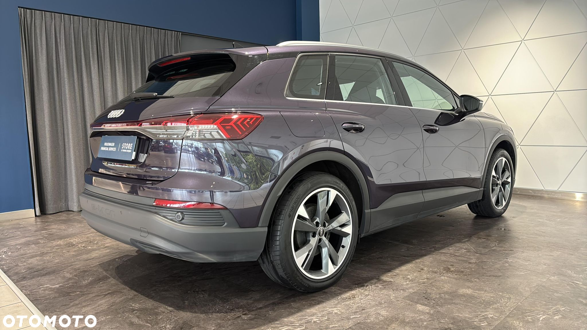 Audi Q4 e-tron - 5