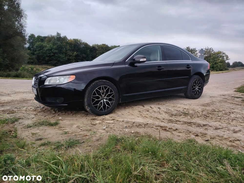 Volvo S80