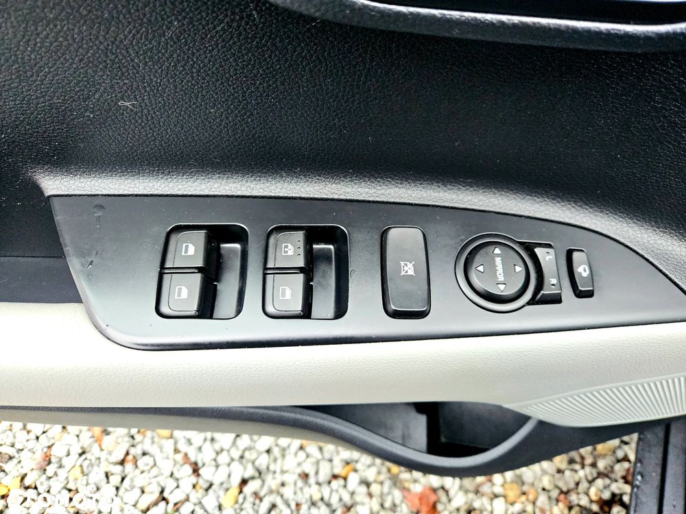 Kia Stonic 1.0 T-GDI 120 Spirit - 30