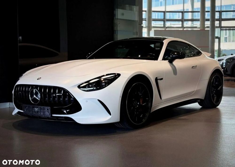 Mercedes-Benz AMG GT - 1